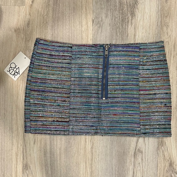NWT Chaser Woven Silk Mini Skirt Colorful Metallic Stripes Zipper Size M - Picture 7 of 8